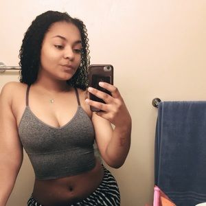 Meet your Posher, Anwyn